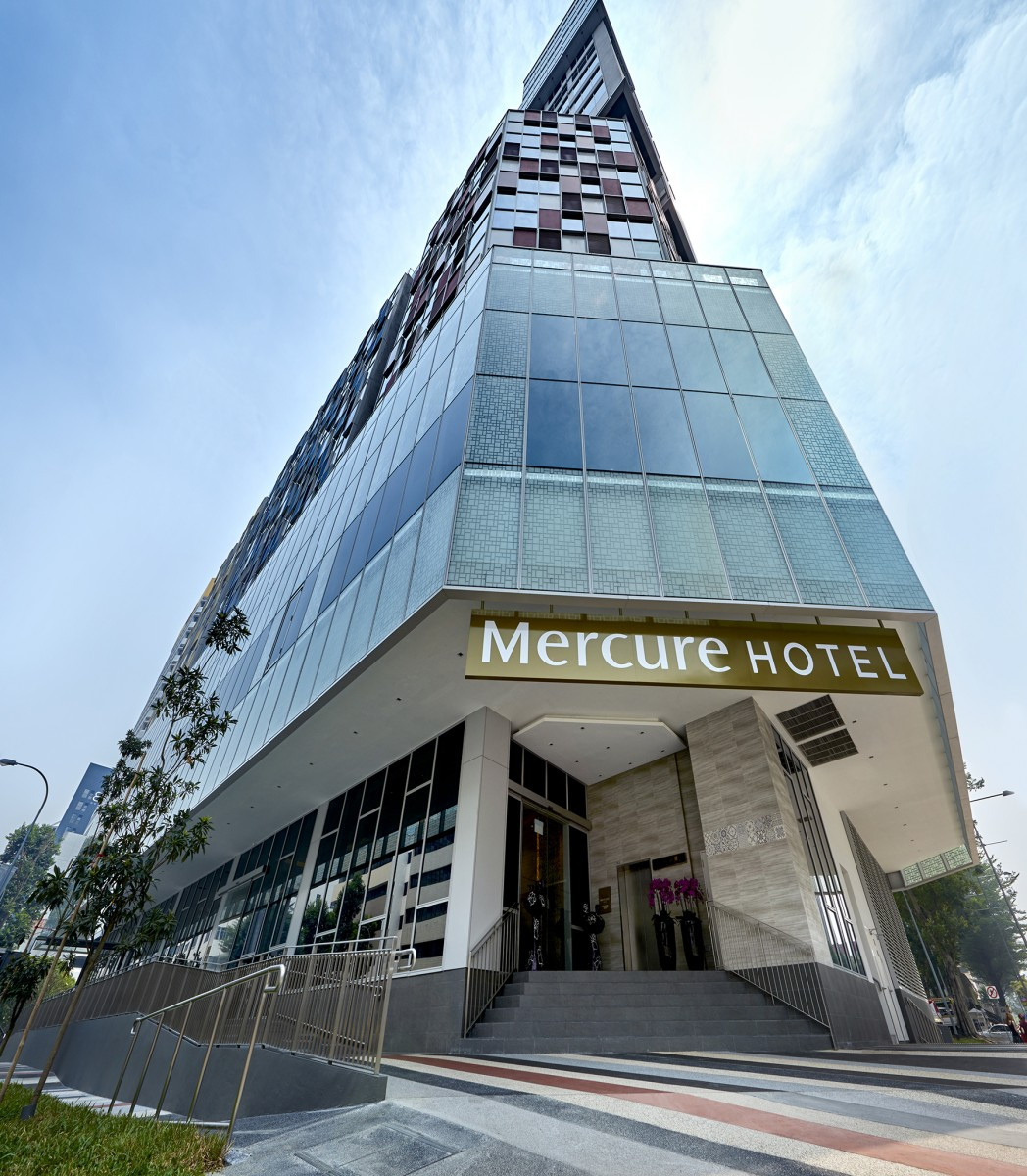 2. Singapore_Mercure Singapore Bugis_Exterior.jpg