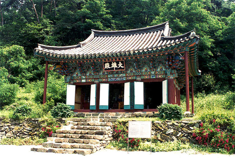 Cheongju_Wollisa Temple.jpg