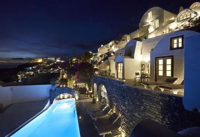 Greece_Santorini_Stavros Villas_Night View.jpg