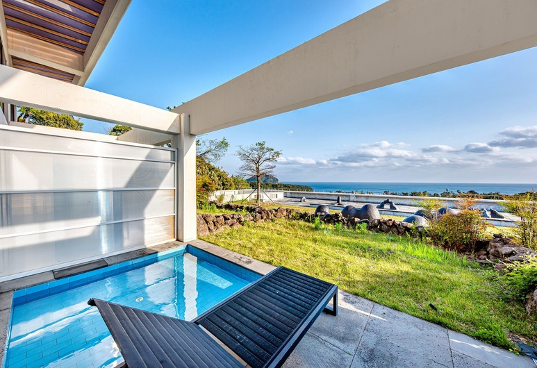 Korea_Jeju_Jeju Bom Museum Stay 4.jpg