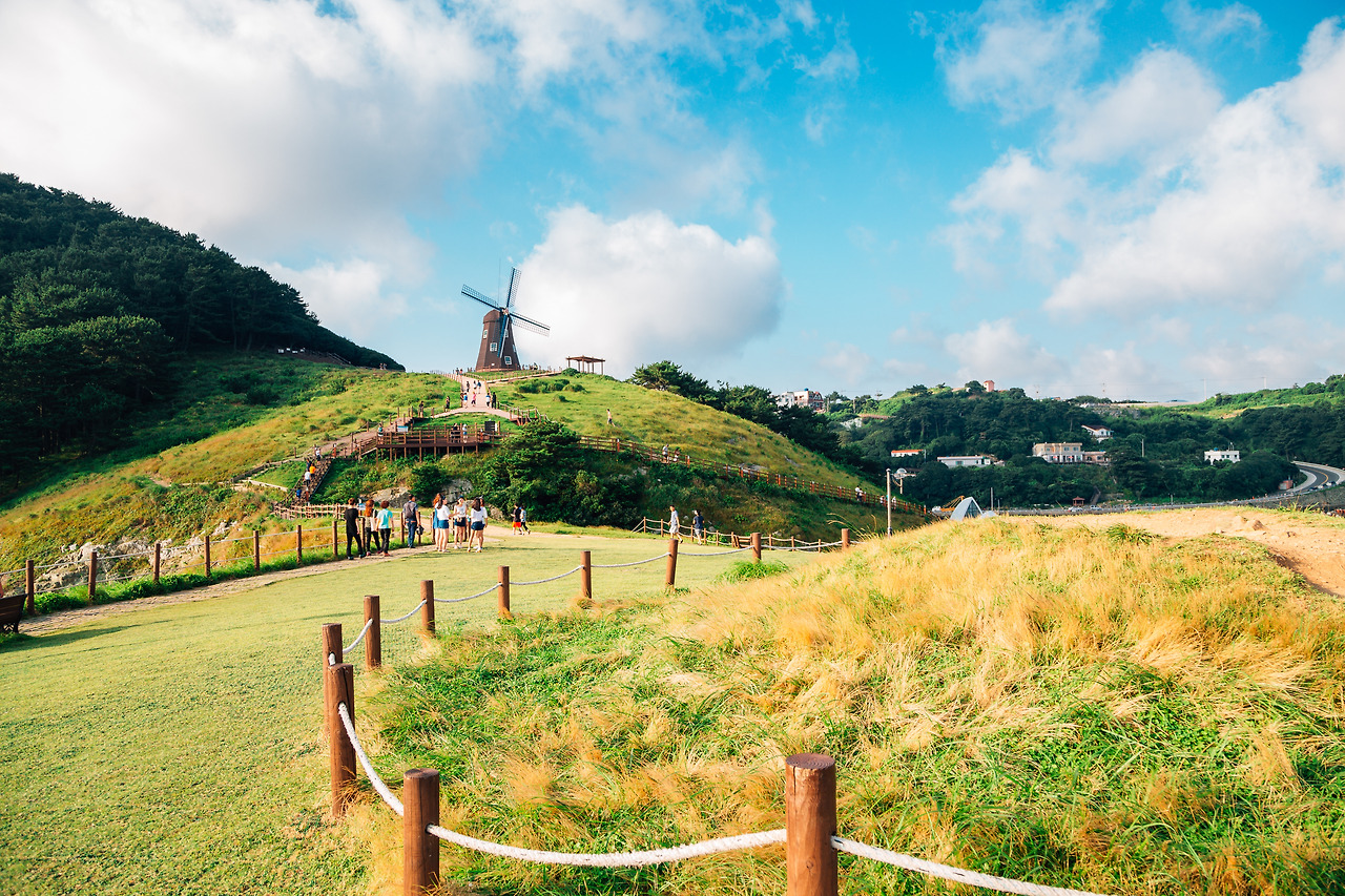 09_Summer holiday in Korea_Geoje Island Windmill.jpg