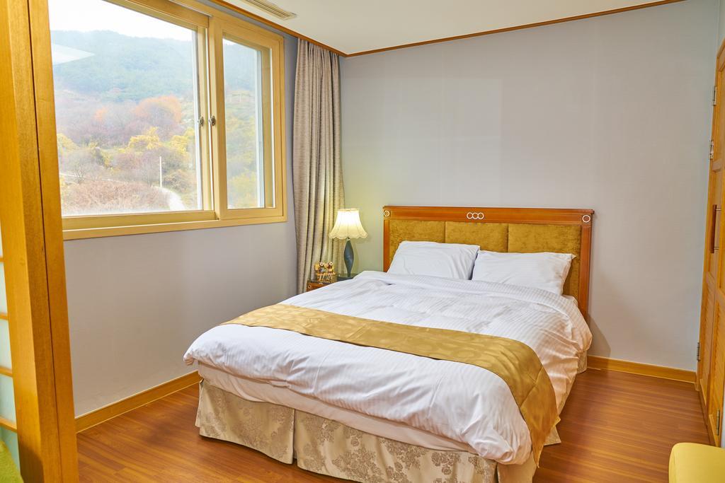 Ji-ri Mountain_THE-K JIRISAN FAMILY HOTEL2.jpg