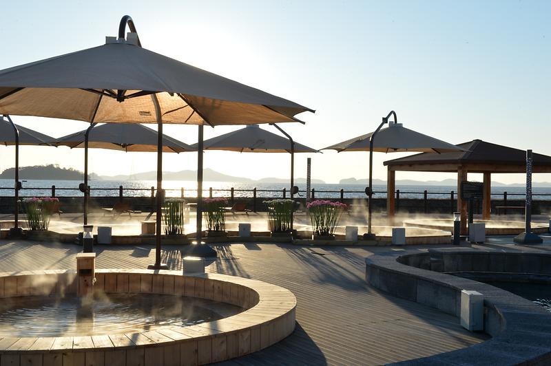 Gangwhado_Seokmodo Mineral Hot Spring.jpg