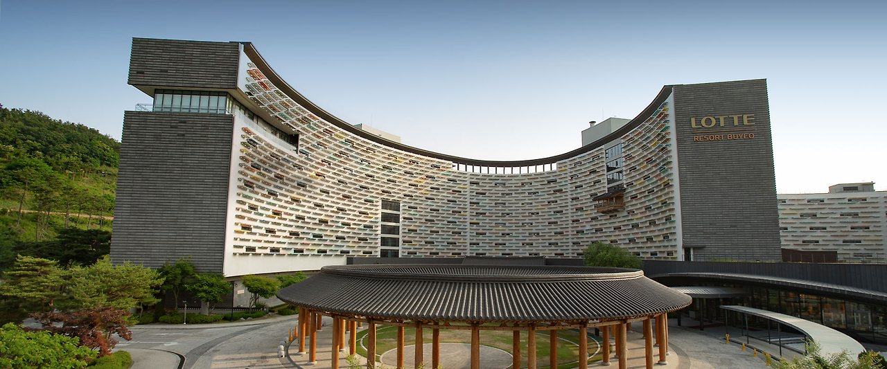 11. Korea_Buyeo_Lotte Resort_Exterior.jpg