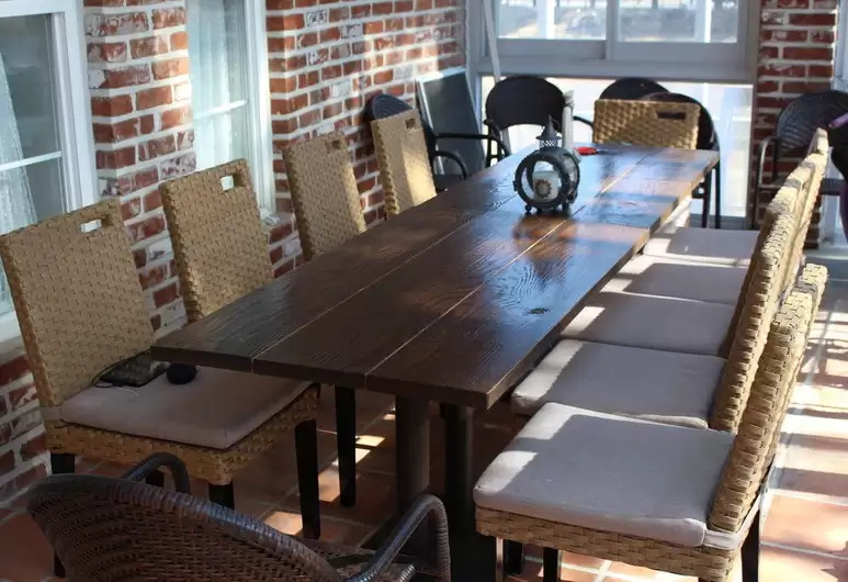 Incheon Airport_Harumi Guesthouse_outdoor dining.jpg