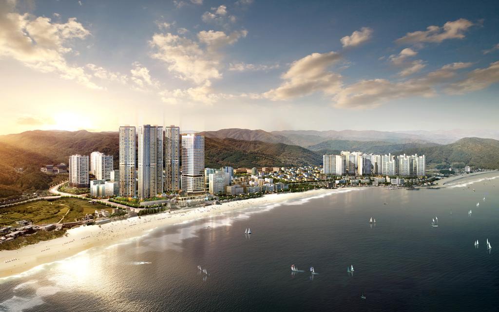 9. Ulsan_Mercure Ambassador Ulsan_Overview.jpg