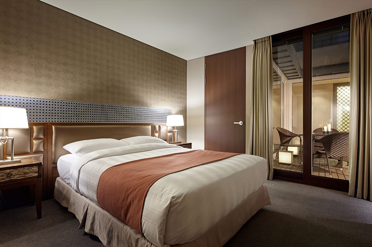 12. Korea_Buyeo_Lotte Resort_Room.jpg