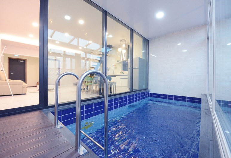 Korea_Paju_Paju Work Life Balance Pool Villa 4.jpg