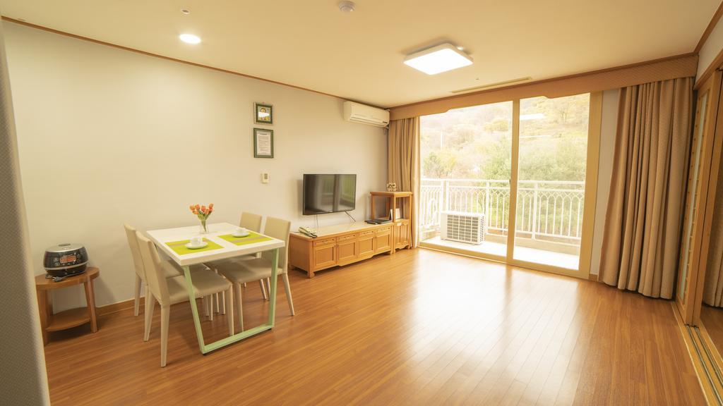 Ji-ri Mountain_THE-K JIRISAN FAMILY HOTEL3.jpg