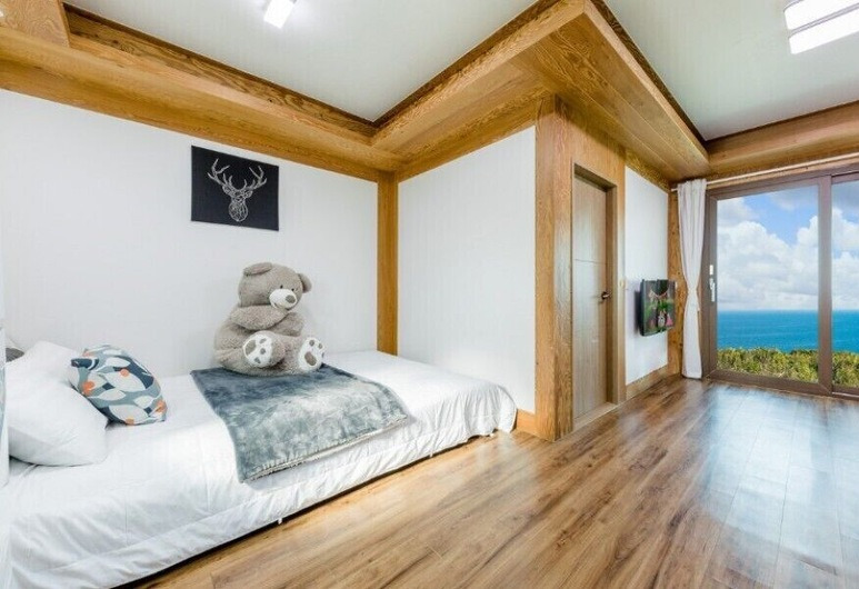 Korea_Pohang_Forever Pension 1.jpg