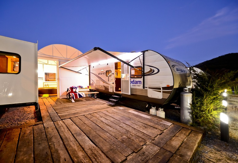 Korea_Deok san_Spa View Hotel 1 (1).jpg