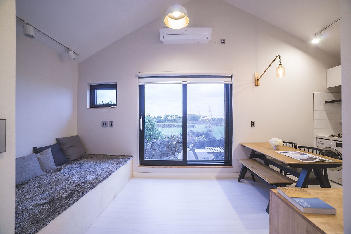 Korea_Jeju_Wooyeon_Handong_Jeju_Private_Rental_House__(7).jpg