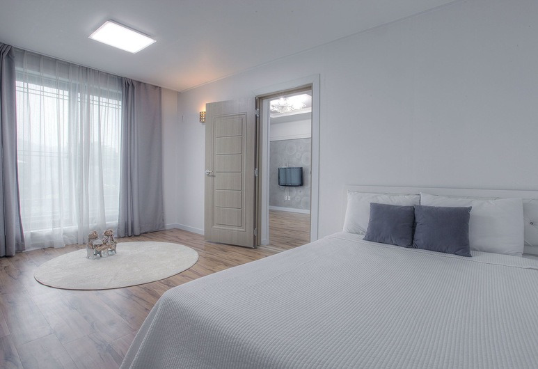 Korea_Hongcheon_Forest of Color Pension 1.jpg