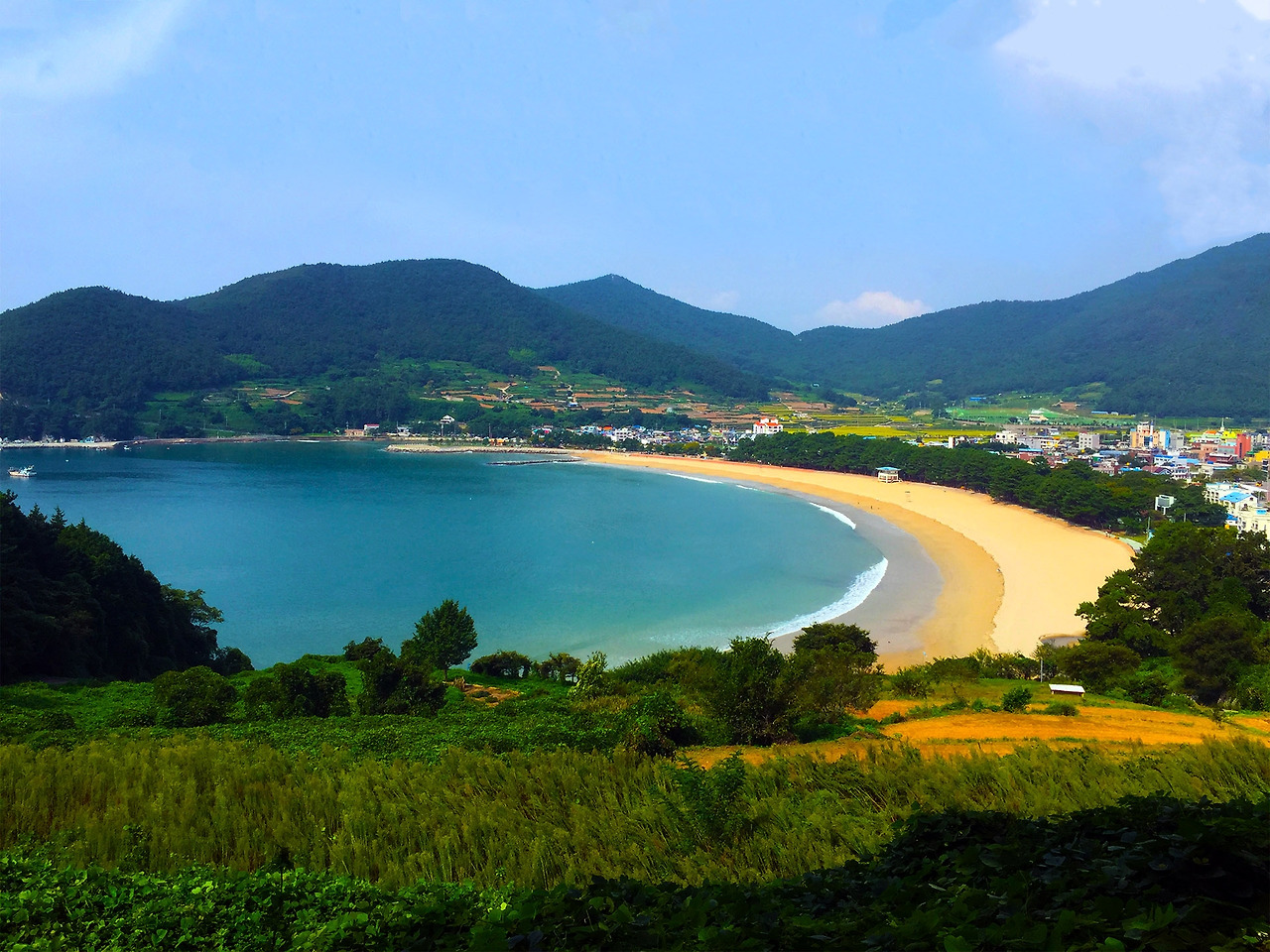 6. Korea_Namhae_Sangju Silver Sand Beach.jpg