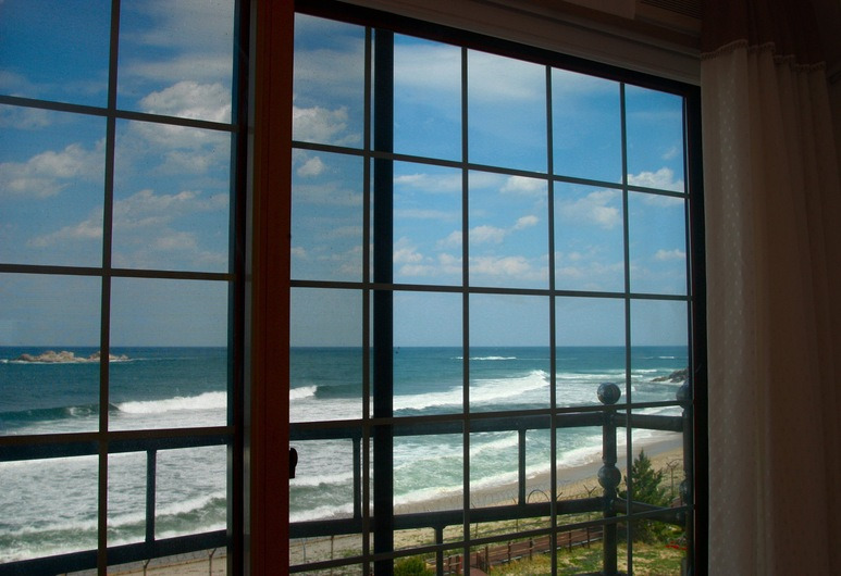 Korea_Goseong_Habeach Pension (1).jpg