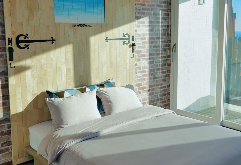 Namhae_Secret Blue Pension (1).jpg