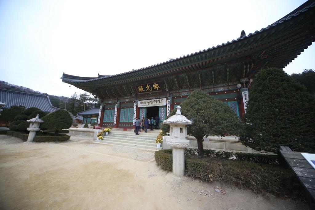 Pyeongchang_Woljeongsa.jpg