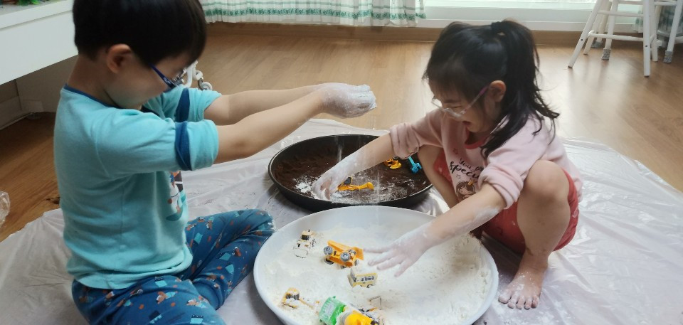 200323 밀가루놀이  (55).jpg