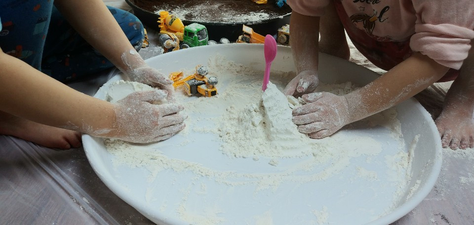 200323 밀가루놀이  (65).jpg