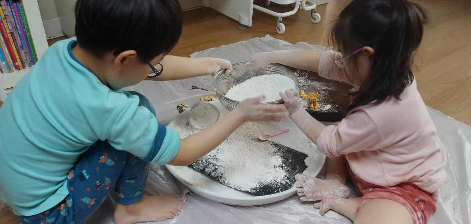 200323 밀가루놀이  (41).jpg