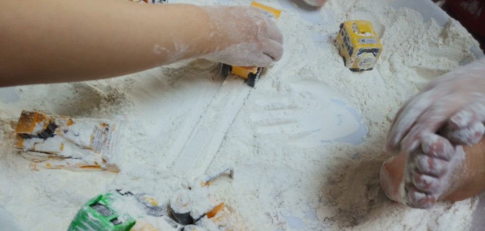 200323 밀가루놀이  (58).jpg