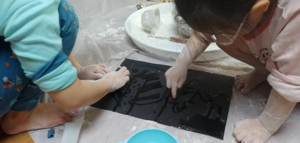 200323 밀가루놀이  (35).jpg