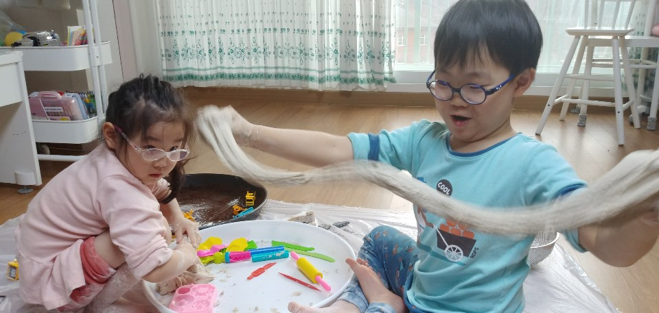 200323 밀가루놀이  (7).jpg