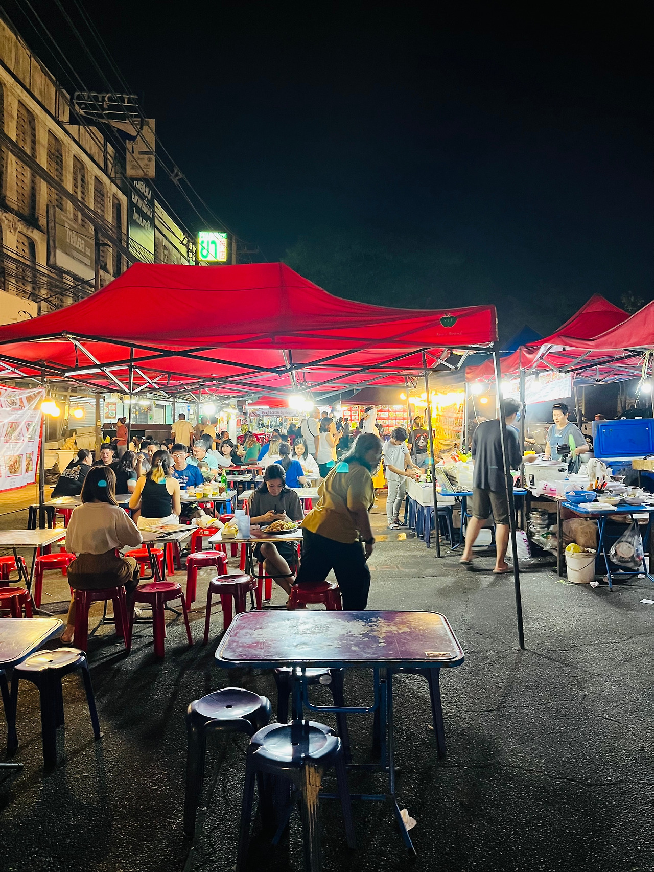 치앙마이 야시장맛집 (52).jpg