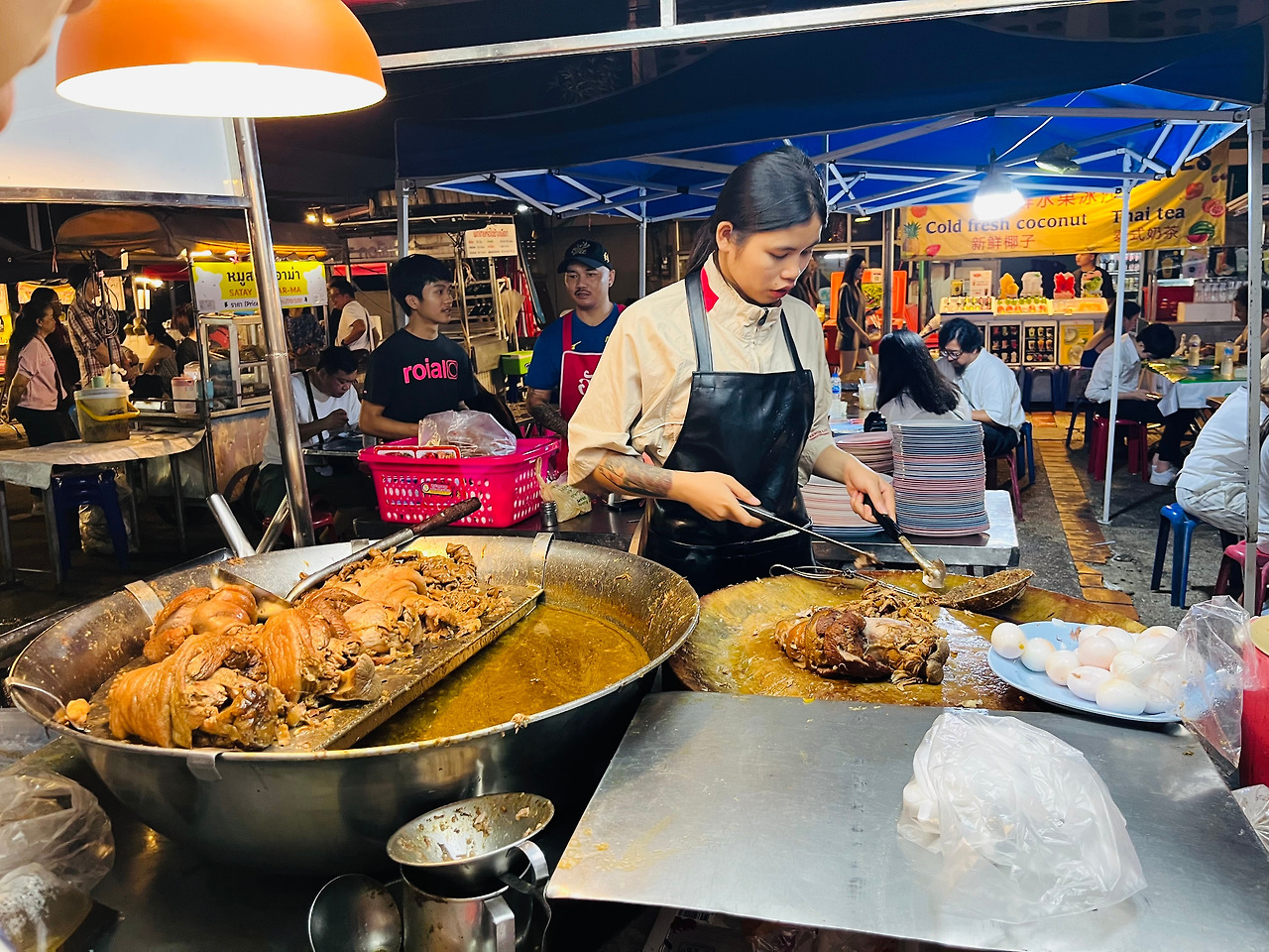치앙마이 야시장맛집 (62).jpg