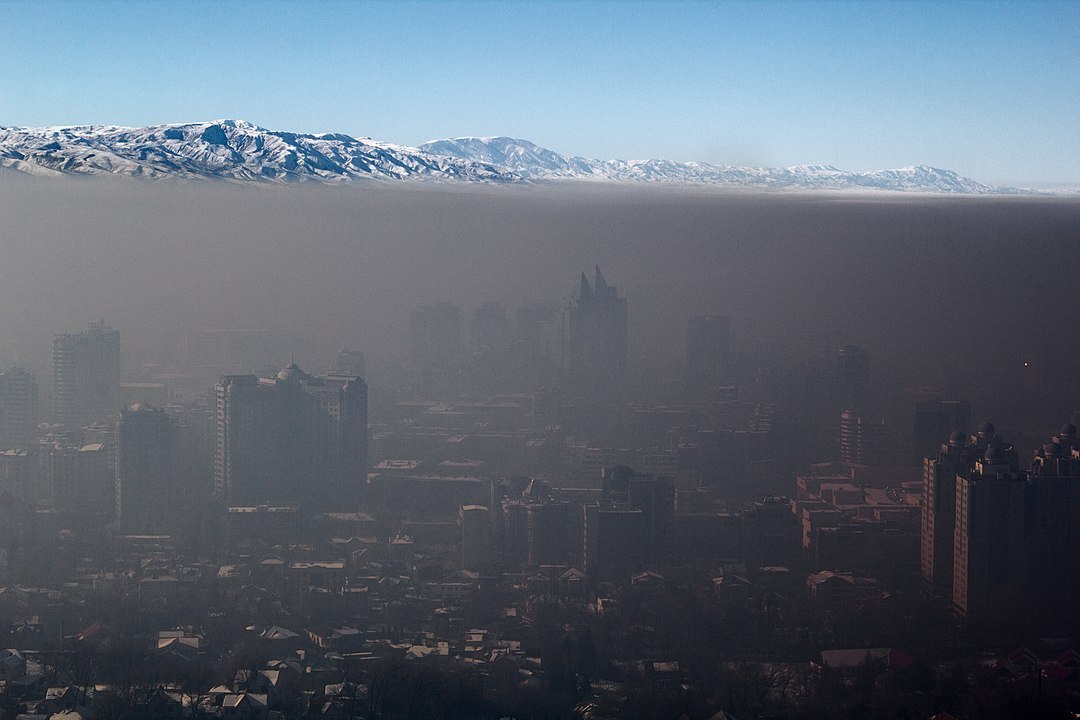 1080px-Smog_over_Almaty.jpg