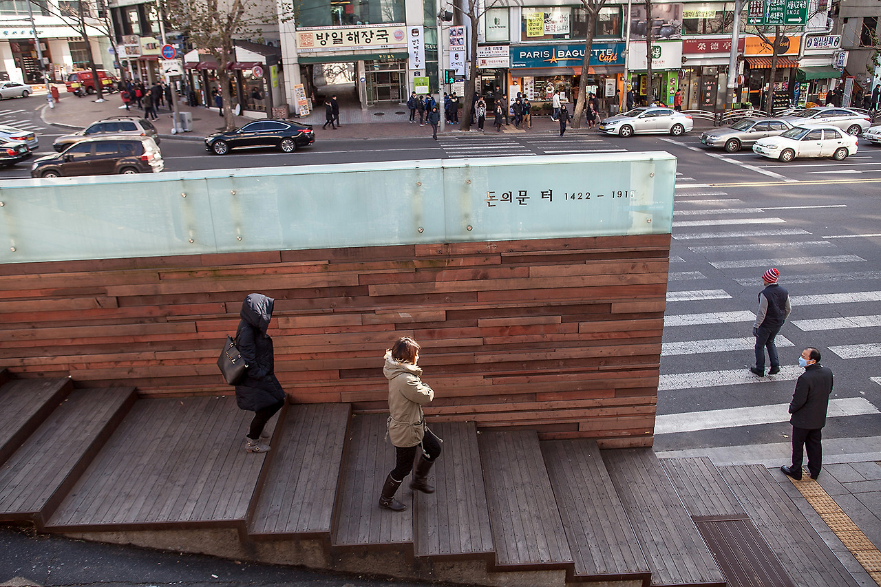 IMG_5623 돈의문 터.jpg