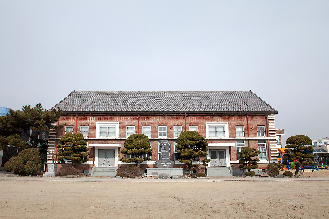 IMG_4690 중앙초등학교 강당.jpg