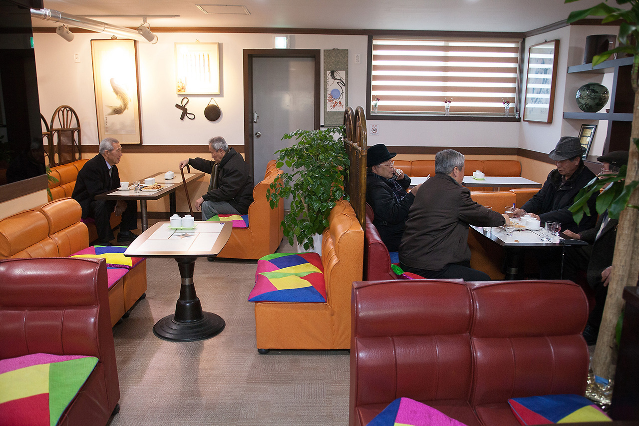 IMG_1871 미도다방 내부.jpg