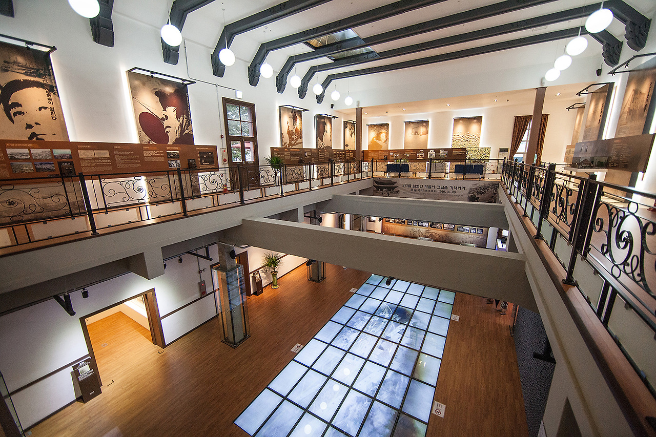 IMG_3472 근대건축관 내부.jpg