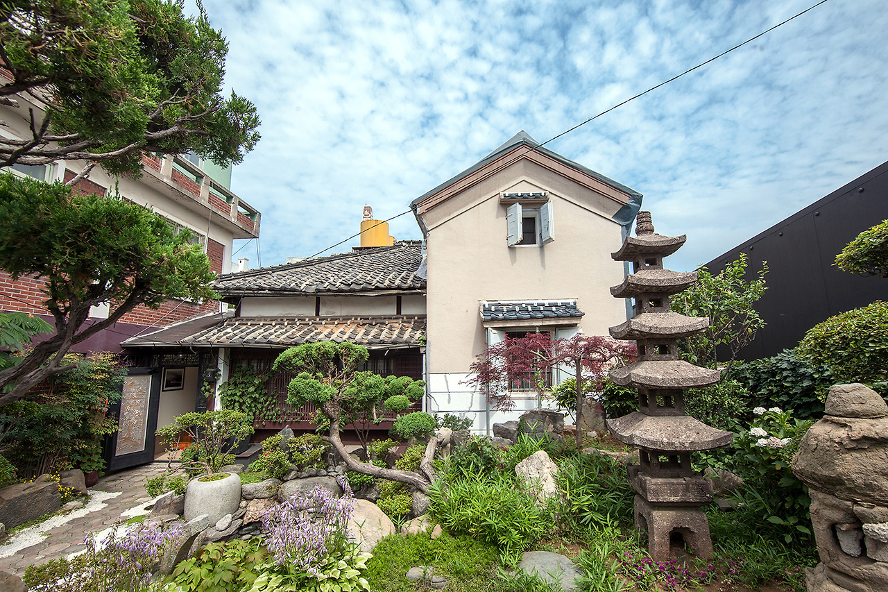 IMG_3254 일본식 가옥 사가와와 정원.jpg