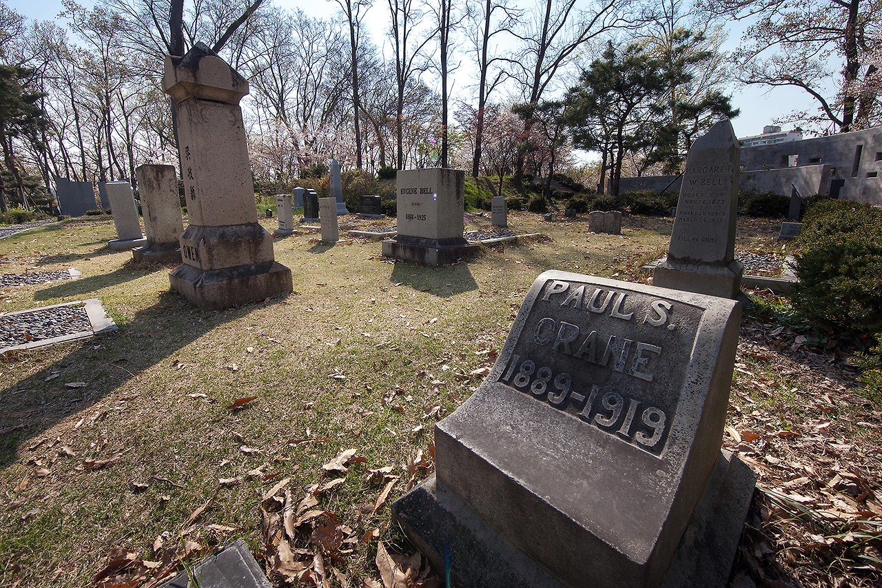 IMG_0368 선교사 묘역.jpg