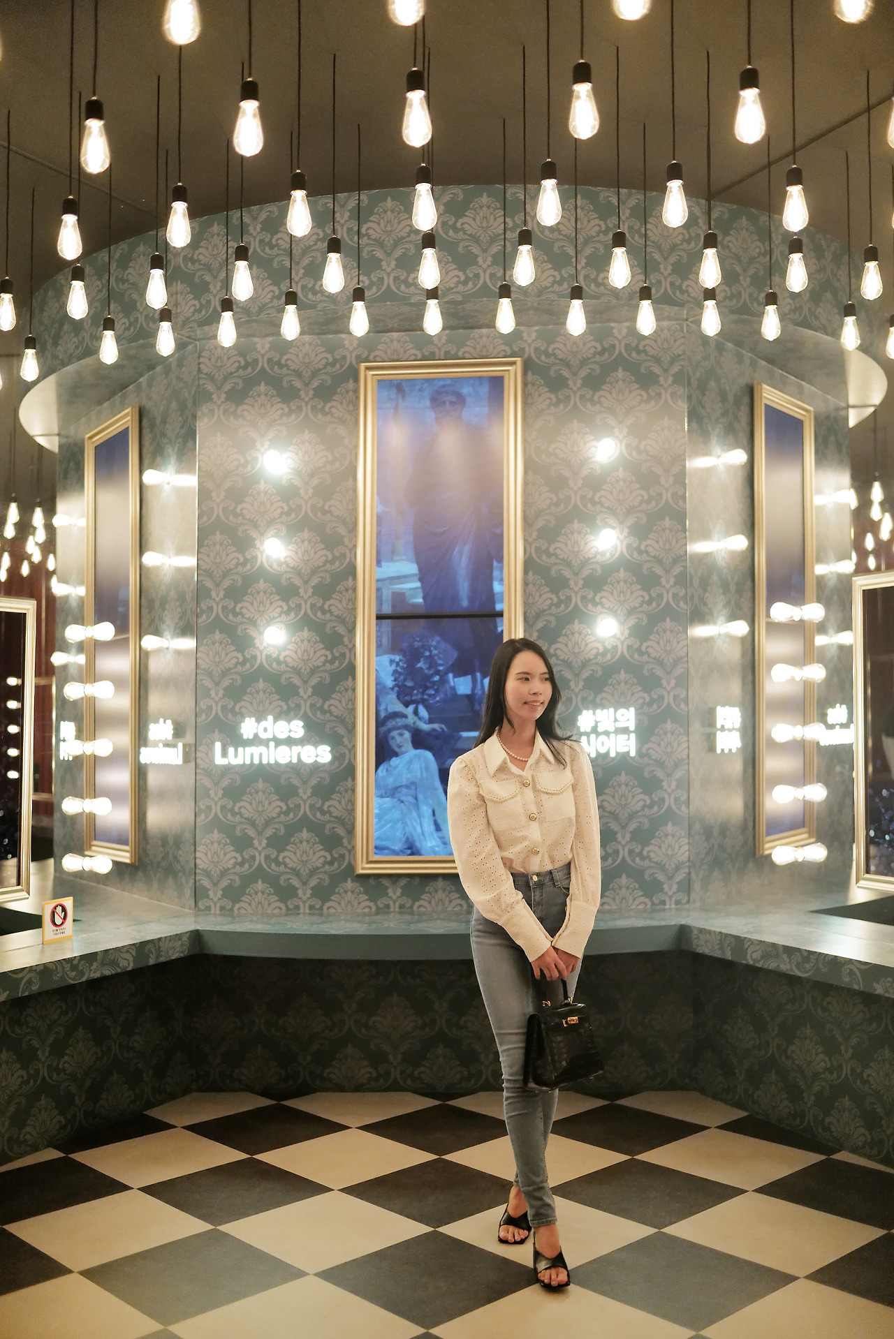 빛의시어터 1.jpg