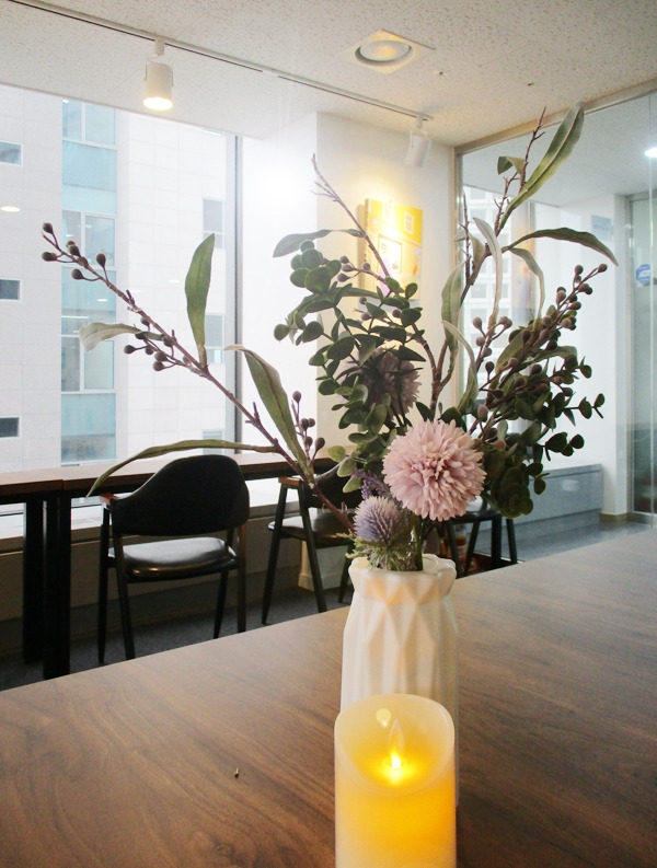 라이크디즈 13.jpg