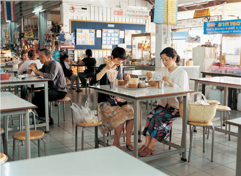 영화 수영장 3.jpg