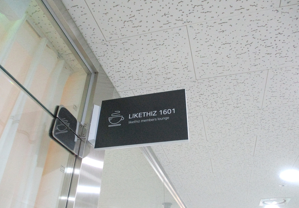 라이크디즈 1.jpg