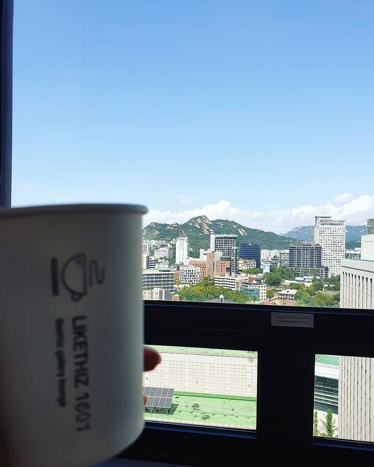 라이크디즈 11.jpg