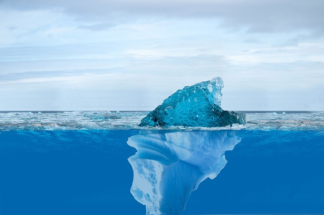 iceberg-6966784_640.jpg