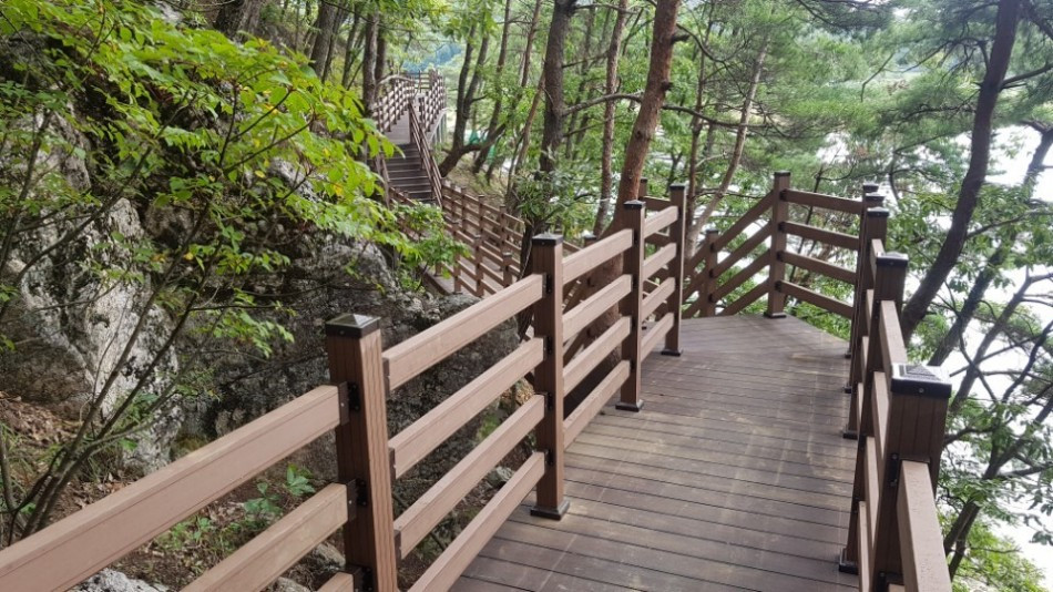 유웰합성목재데크 (6).jpg