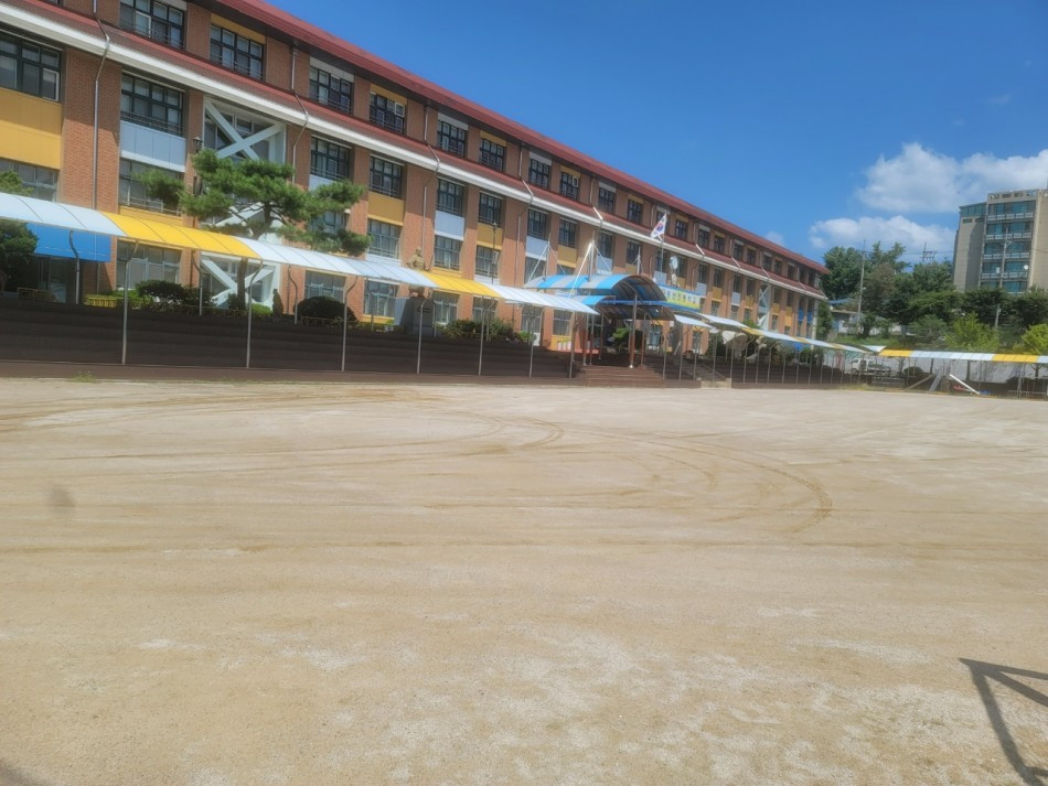 파주문산초 (5).jpg