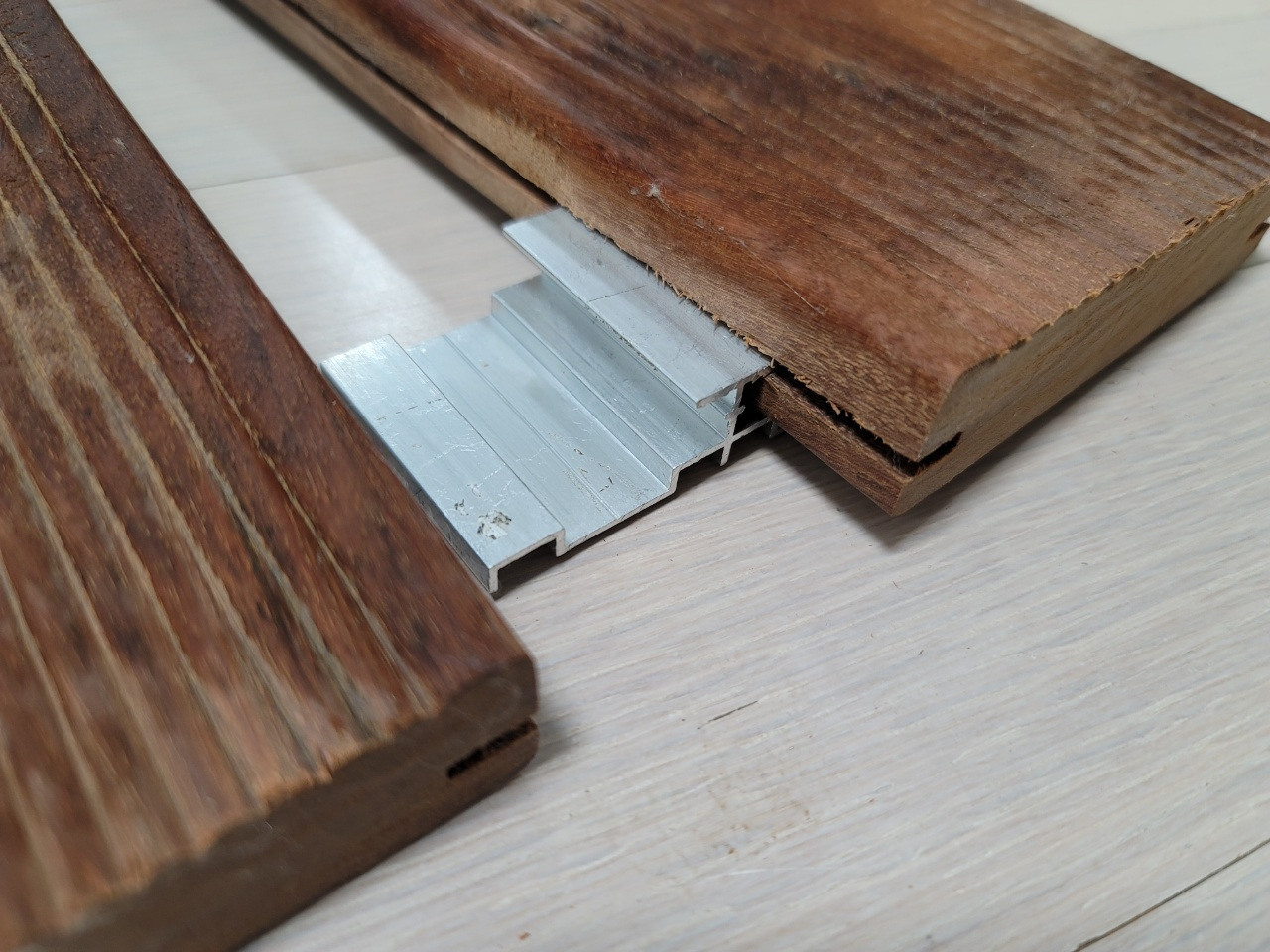 2클립형목재데크 (3).jpg