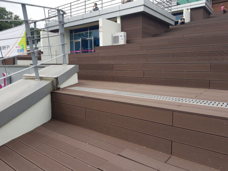 유웰합성데크 (2).jpg