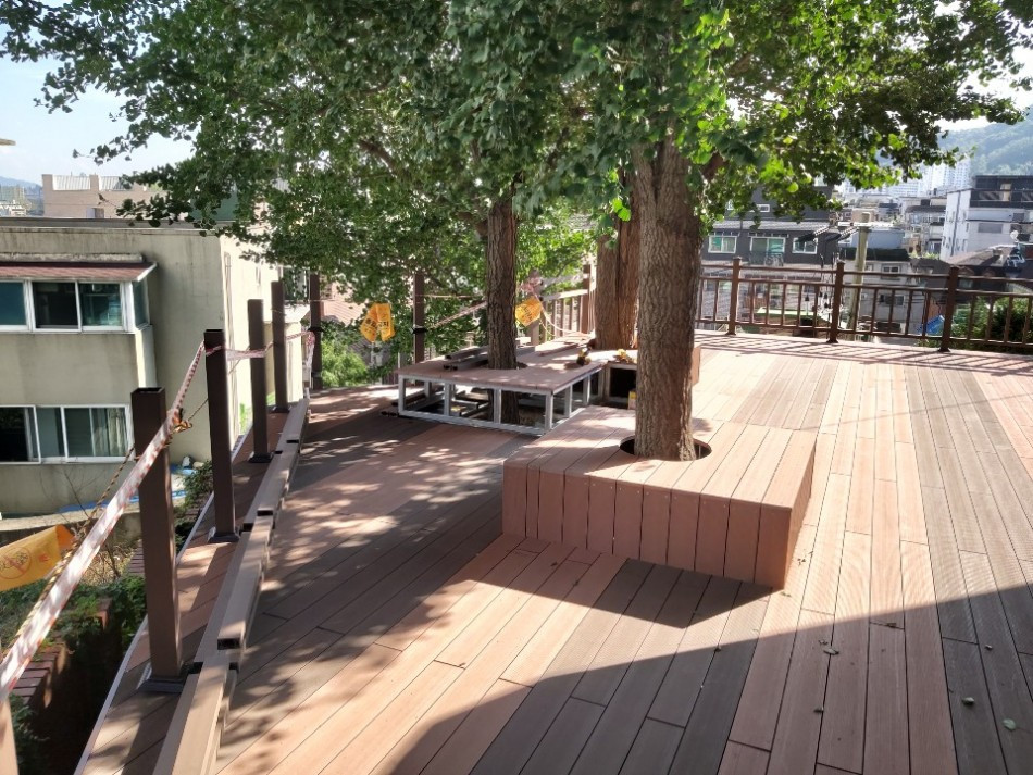 유웰합성목재데크 (3).jpg