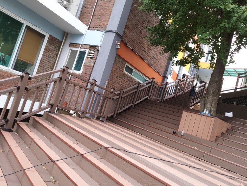 유웰합성목재데크 (7).jpg
