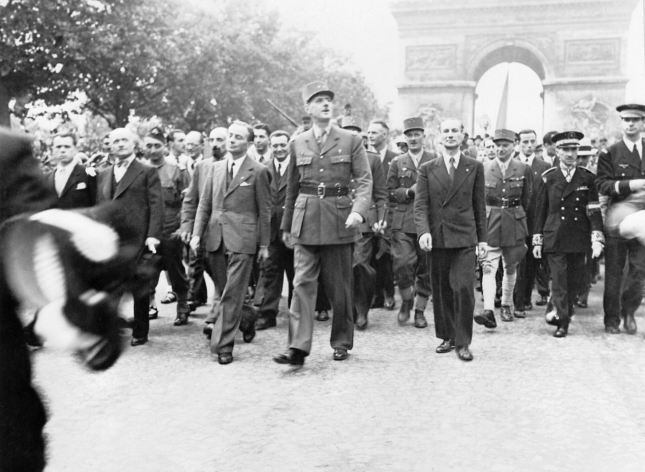 The_Liberation_of_Paris,_25_-_26_August_1944_HU66477.jpg