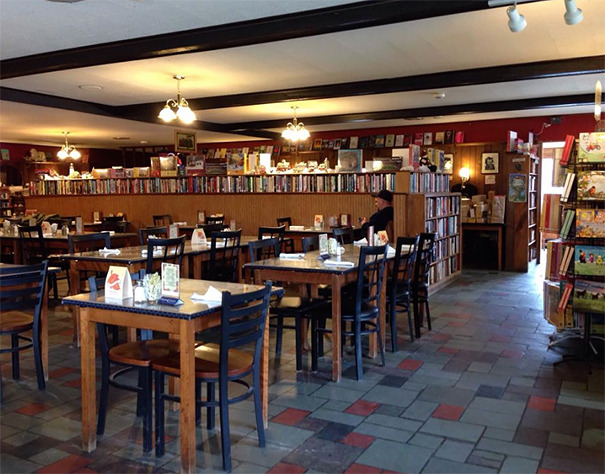 free-books-traveler-restaurant-connecticut-4-1.jpg